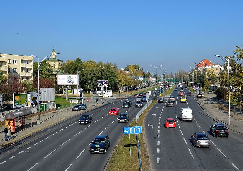 Czerniakowska-bis – ulica, czy autostrada?
